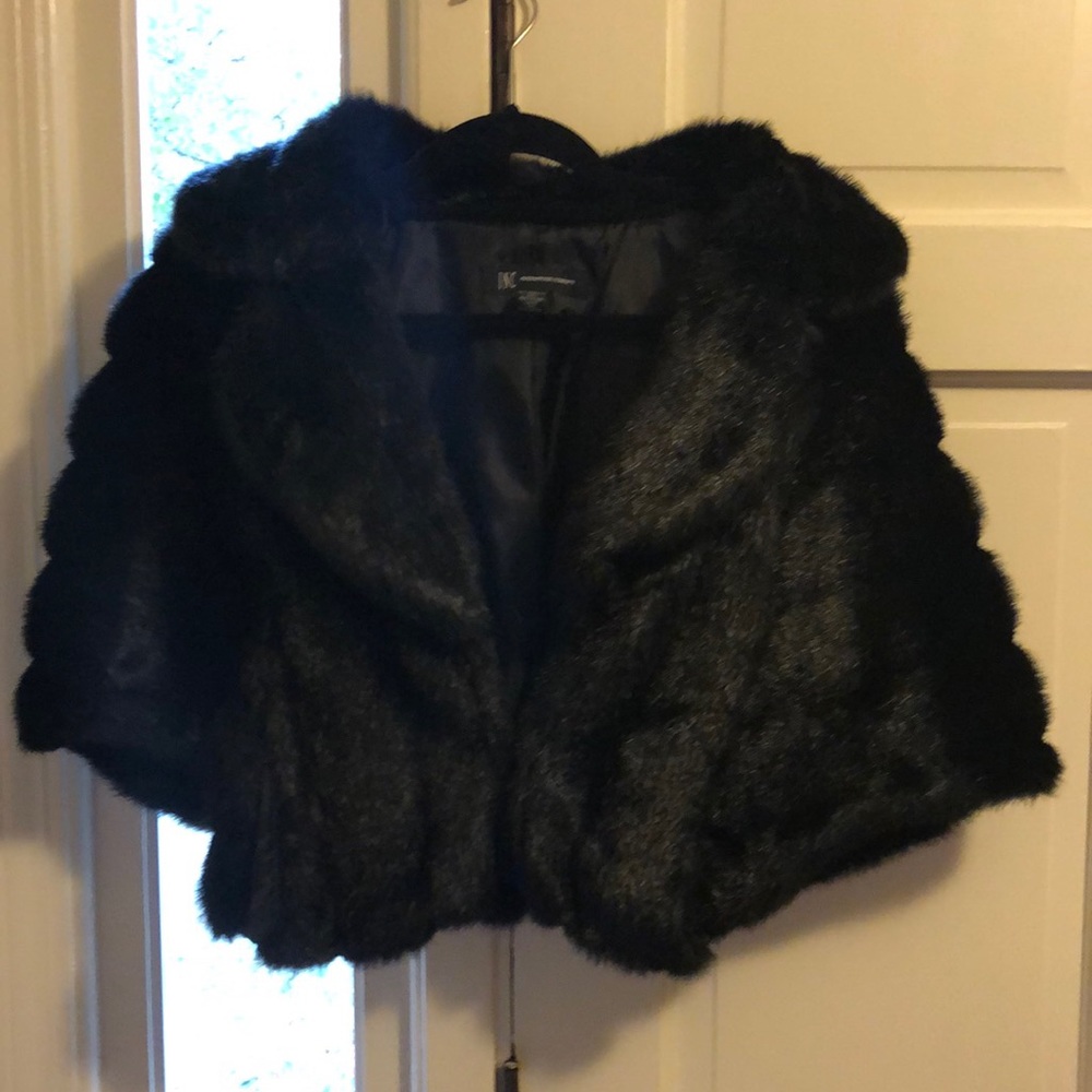INC Black Faux Fur Shrug - Medium